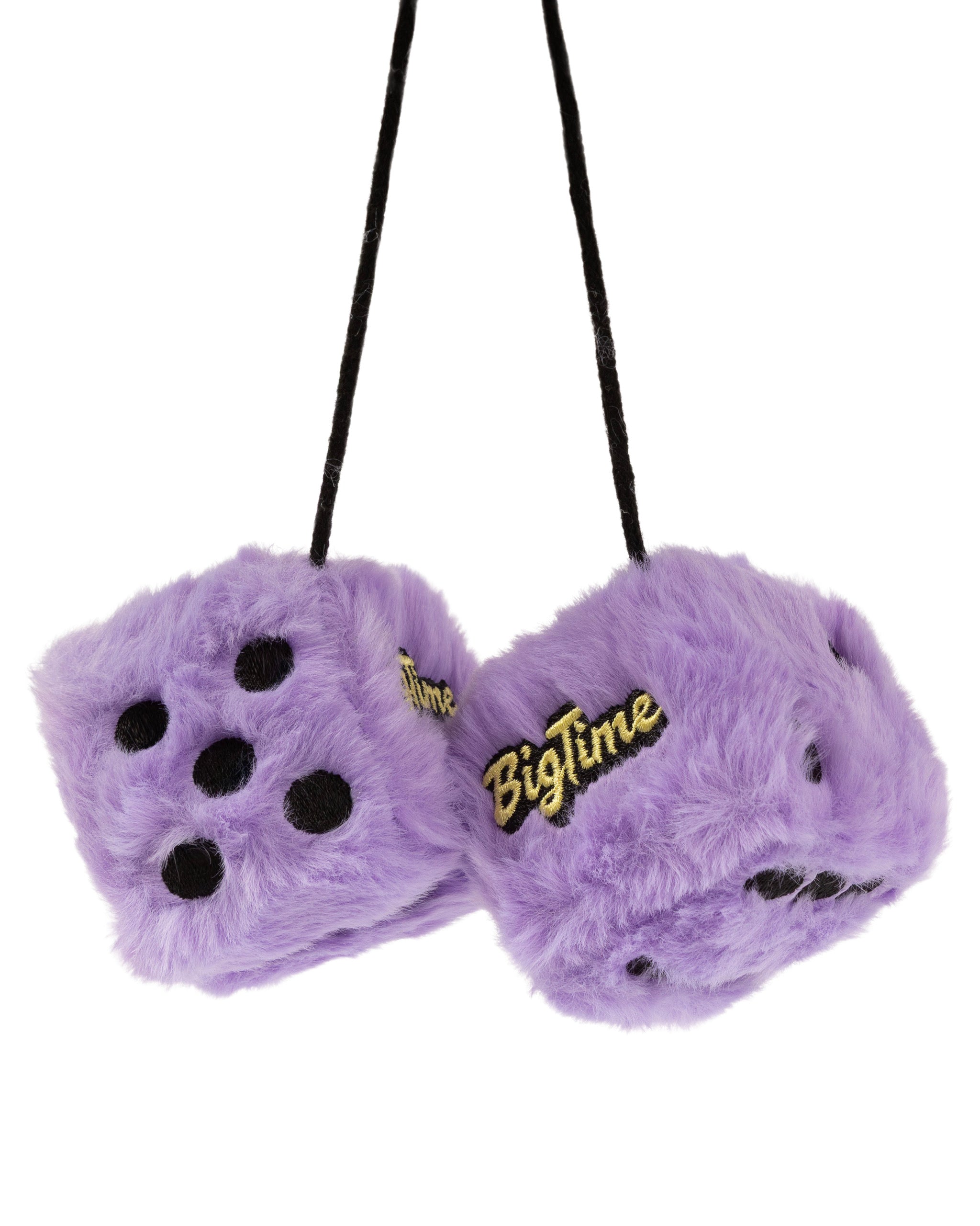 FUZZY HANGING DICE