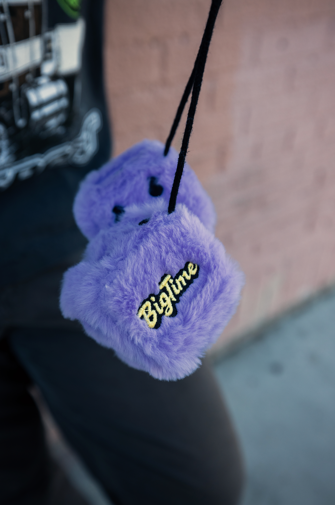 FUZZY HANGING DICE
